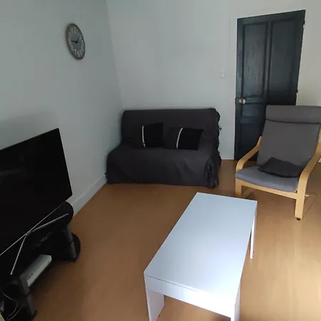 Maison Avec Sauna - 1 - 2 A 4 Personnes Volvic